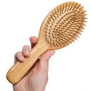 Bàn chải tóc lớn bằng tre