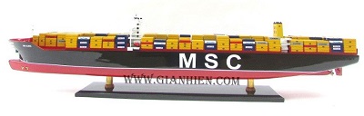 Mô hình tàu MSC Oscar