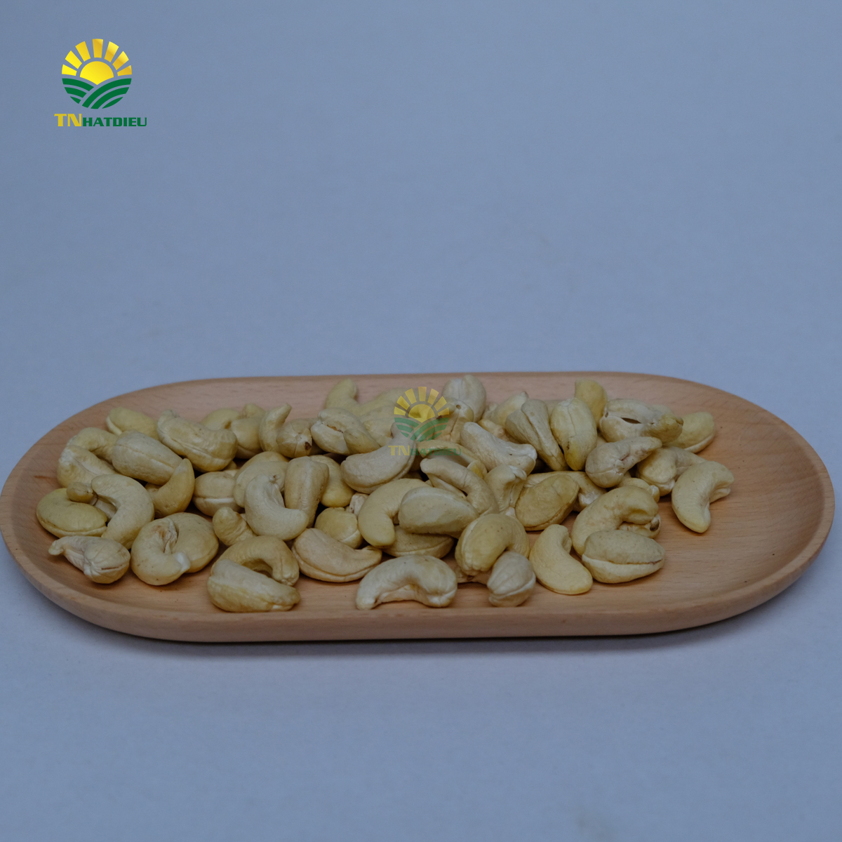 Hạt điều trắng