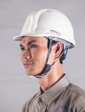 Mũ bảo hiểm nhựa