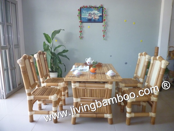 Bộ bàn ăn mùa xuân
