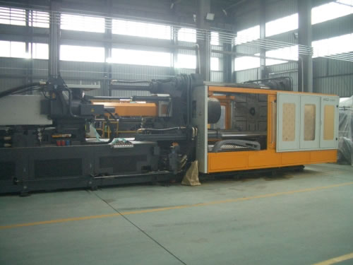 Máy ép phun hai bàn HXZ Series