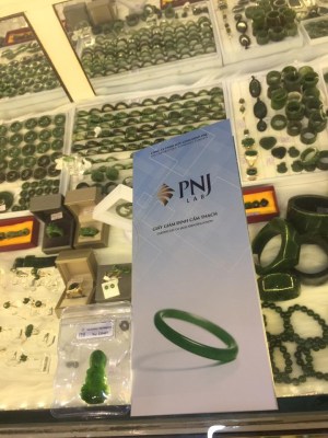 Cài tóc ngọc