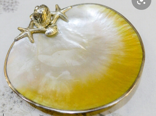 Mảnh vỡ nghệ thuật từ vỏ trai